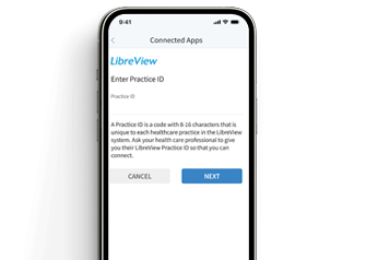 Smartfón s obrazovkou k LibreView s textem Zadajte ID ordinácie v sekcii Pripojené aplikácie v aplikácii FreeStyle LibreLink.